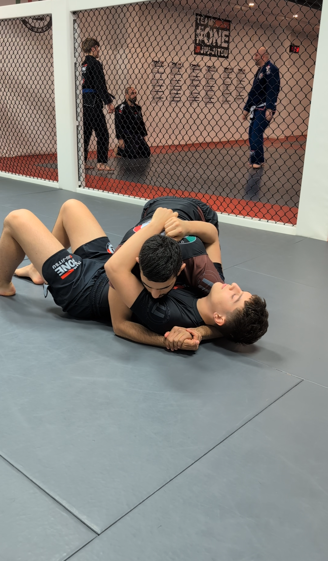 Position montée de côté